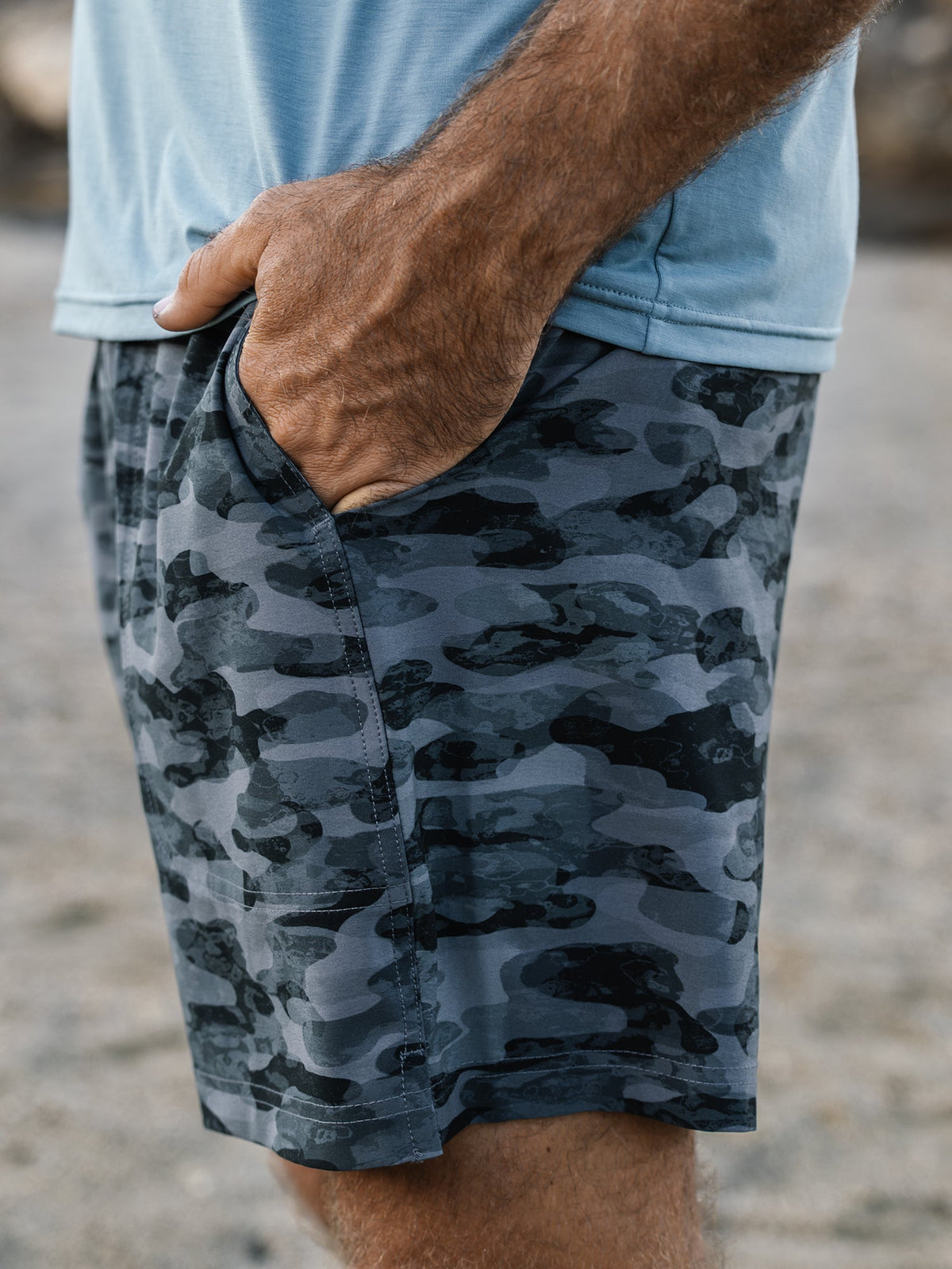 Men's Active Breeze Short Lined – 5.5" - Seasmoke Camo Black